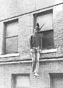 dead.jpg (17469 bytes)